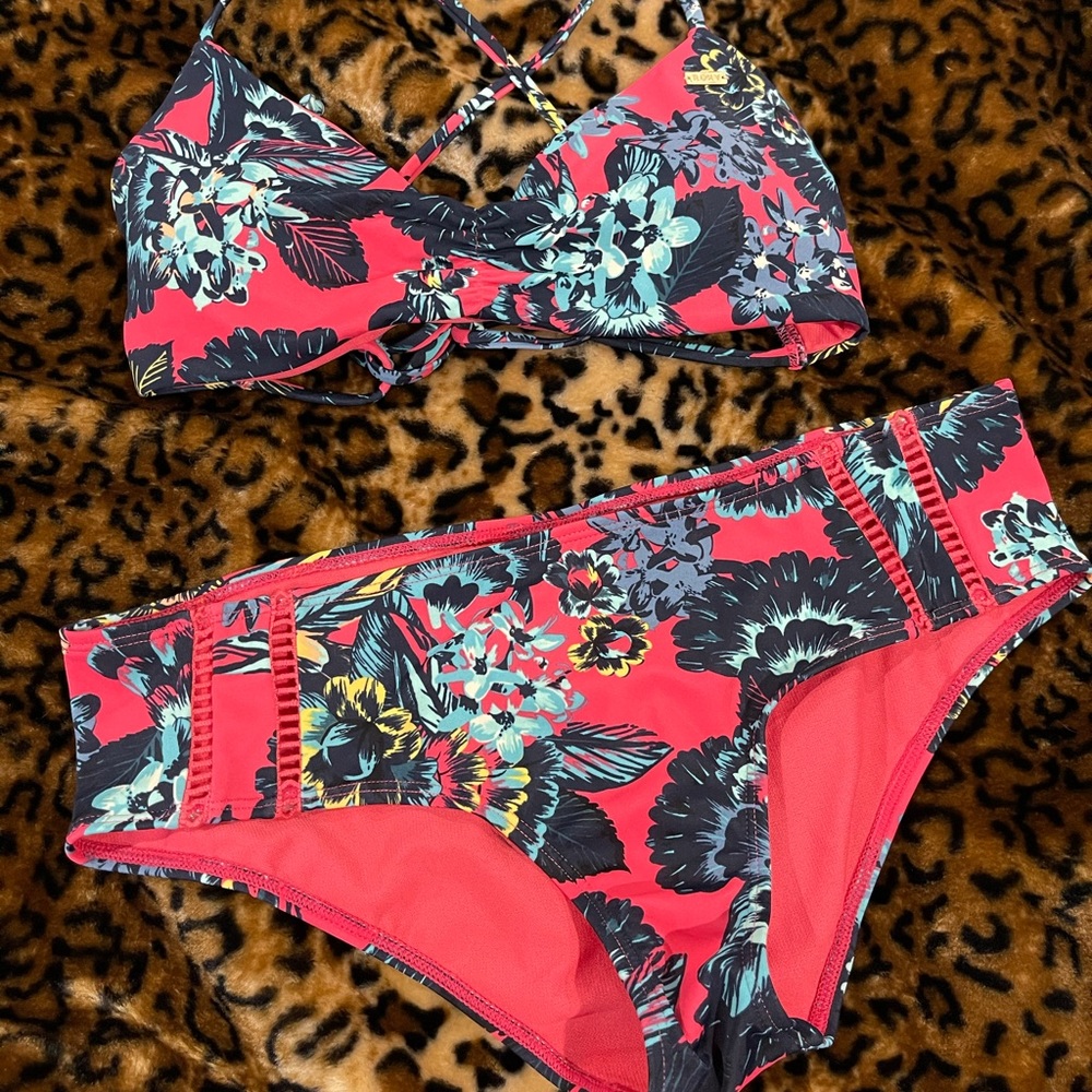 Roxy Bikini